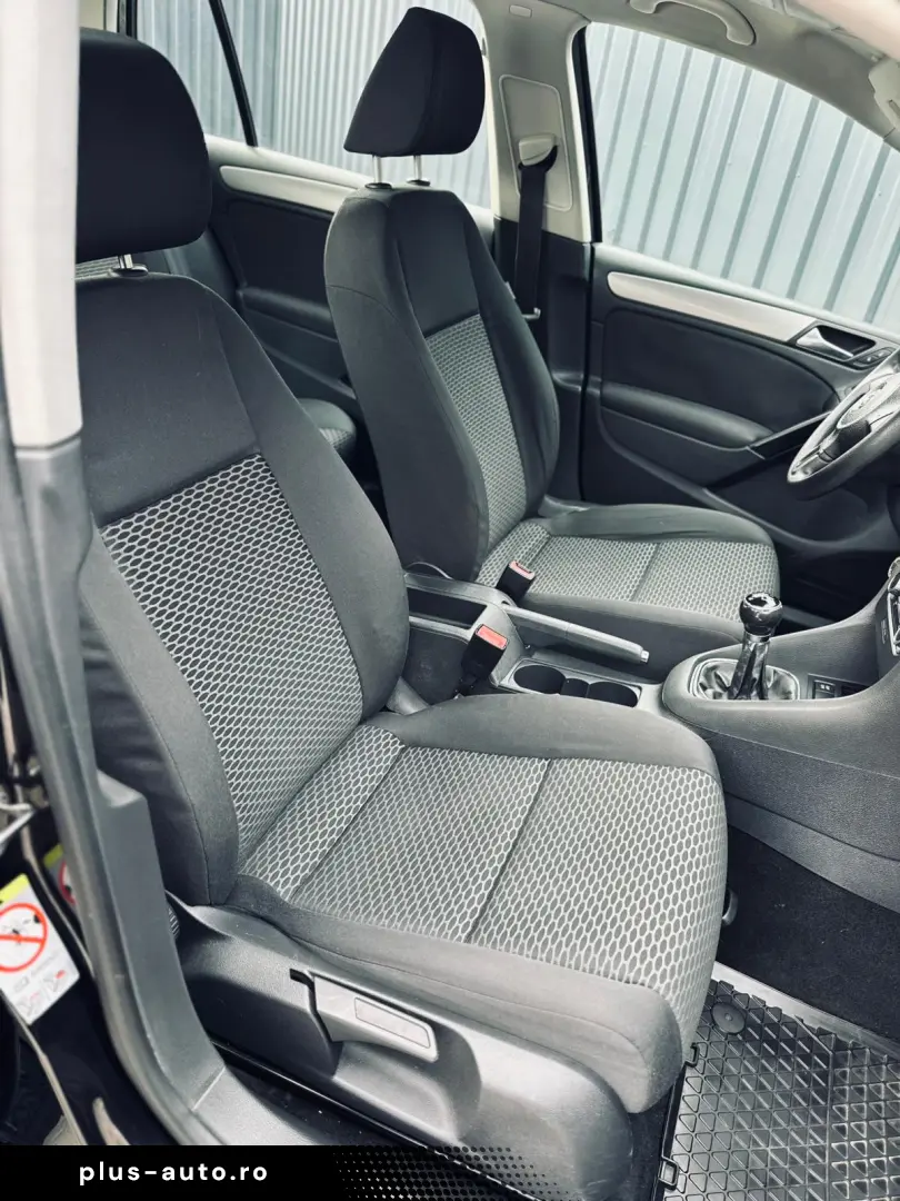 VOLKSWAGEN GOLF VI   FAB 02.2009   1.6 BENZINA 102CP