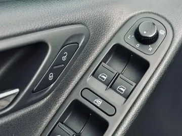 VOLKSWAGEN GOLF VI   FAB 02.2009   1.6 BENZINA 102CP