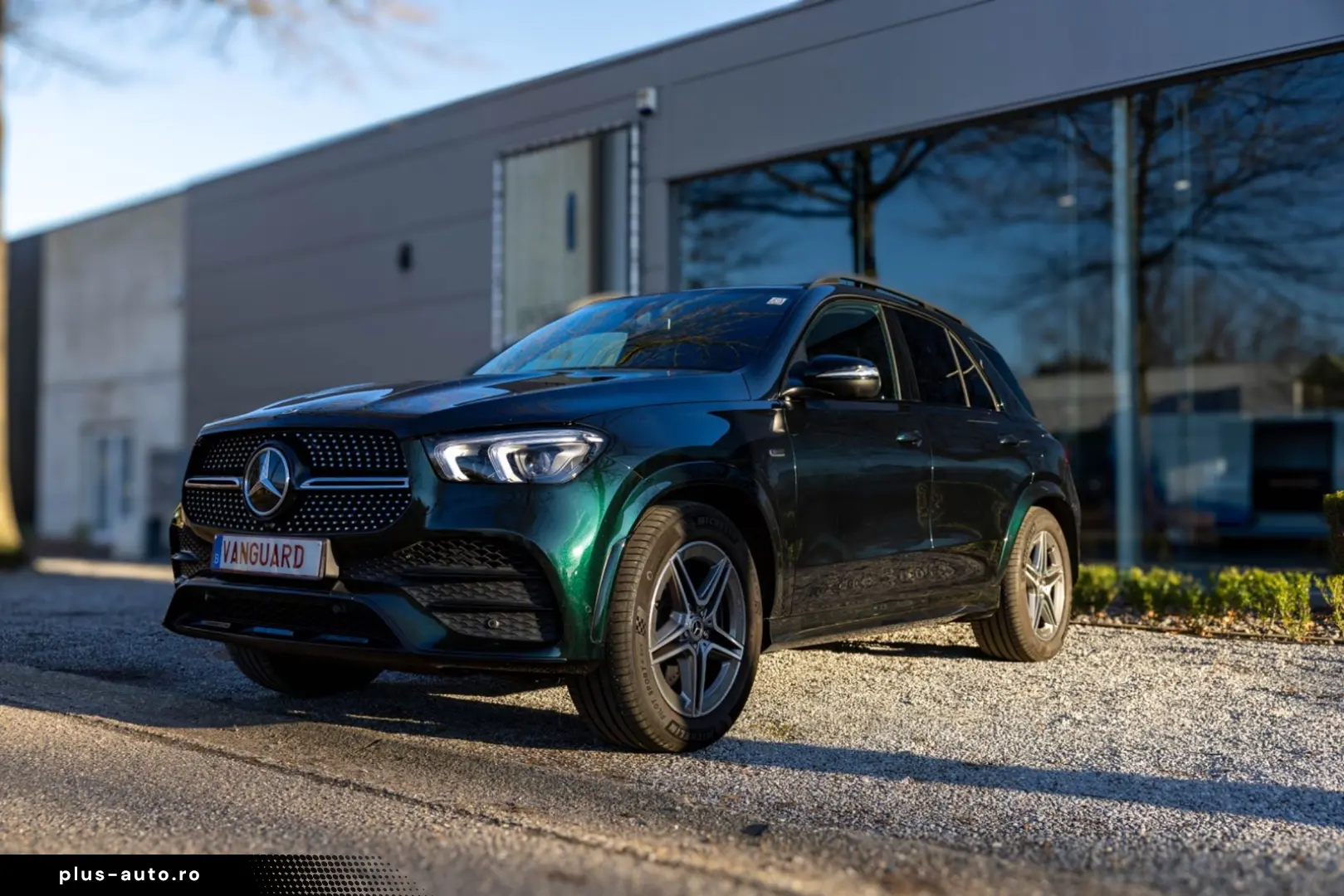 MERCEDES-BENZ 350 e 4MATIC AMG   Pano   360   Trekhaak