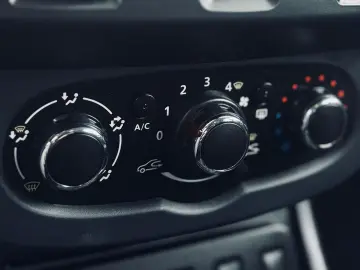 DACIA DUSTER   FAB 07.2016   1.6 BENZINA 114CP   EURO 6