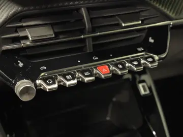 PEUGEOT 2008 SUV STYLE 1.2 PURETECH STT 100 CP