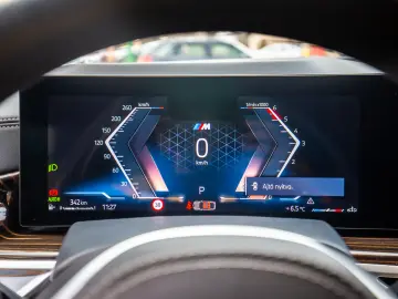 BMW X6 30d xDr. M-Sport Air susp. HK Ic.Glow Pano