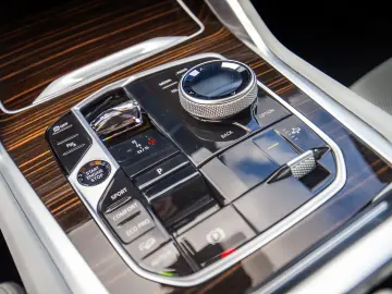 BMW X6 30d xDr. M-Sport Air susp. HK Ic.Glow Pano