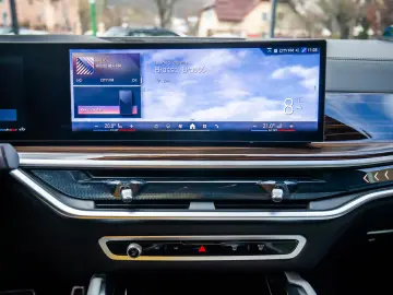 BMW X6 30d xDr. M-Sport Air susp. HK Ic.Glow Pano