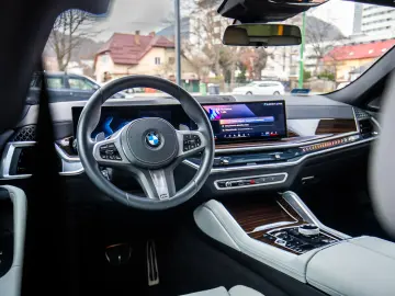 BMW X6 30d xDr. M-Sport Air susp. HK Ic.Glow Pano