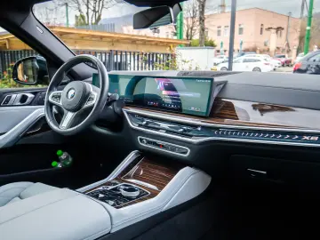 BMW X6 30d xDr. M-Sport Air susp. HK Ic.Glow Pano