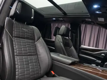 Cadillac Escalade -PREMIUM LUXURY PLATINUM-Autoutilitara N1G