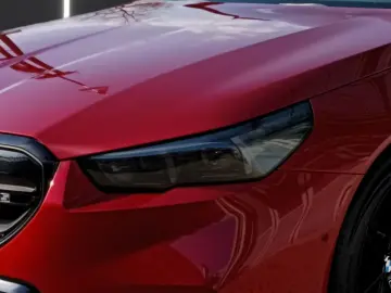 BMW M5 Touring xDrive CARBON BREMSE BOWERS & WILKINS