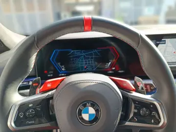 BMW M5 Touring xDrive CARBON BREMSE BOWERS & WILKINS