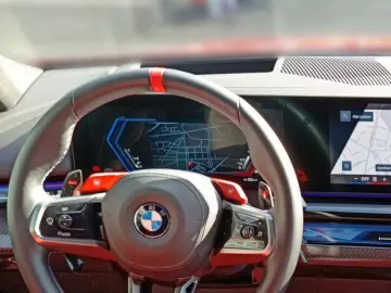 BMW M5 Touring xDrive CARBON BREMSE BOWERS & WILKINS