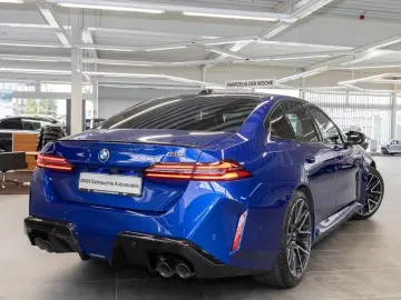 BMW M5 Limousine M Drivers Pano.Dach