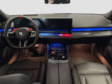 BMW M5 Touring AHK Driv.Assist.Prof LiveCockpitProf