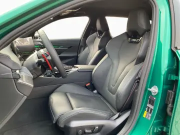 BMW M5 Touring DA-Prof HUD 360  B&W Sitzbel AHK 21