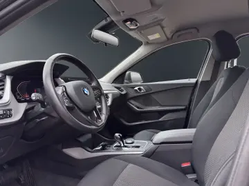 BMW 118i  Limousine Automatik  Advantage