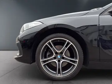 BMW 118i  Limousine Automatik  Advantage