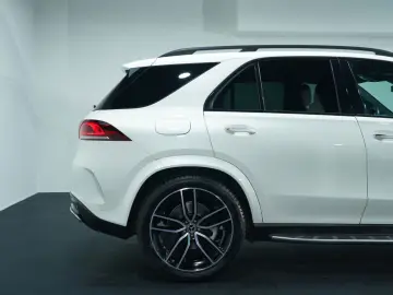 MERCEDES-BENZ GLE 400d AMG 4M 9G LED HUD 360  MMRY B…