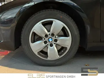 BMW 118i Advantage LED-LICHT SHZ KAMERA STAU-ASSIST