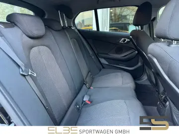 BMW 118i Advantage LED-LICHT SHZ KAMERA STAU-ASSIST