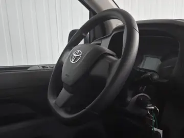 TOYOTA PROACE 2.0 D-4D 120CP Platform L1H1