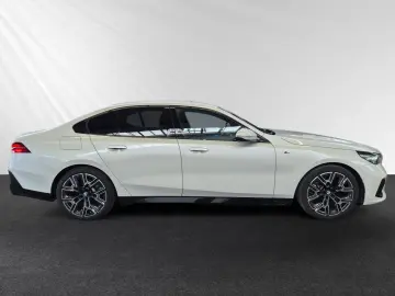 BMW 520i Limousine M Sport AHK 20 LMR Autobahnass.