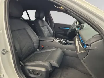 BMW 520i Limousine M Sport AHK 20 LMR Autobahnass.