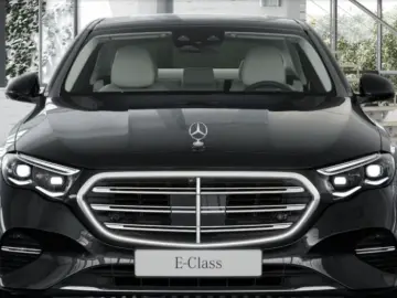 Mercedes-Benz E 200 4M Exclusive Prem  PANO