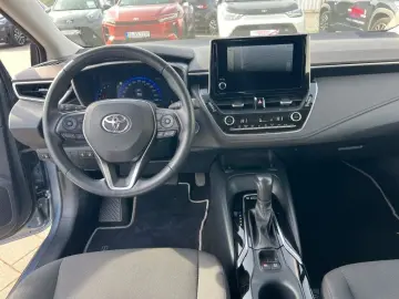 TOYOTA Corolla Hybrid 1.8 Comfort ACC Mehrzonenklima DA