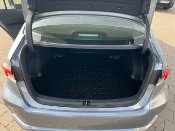 TOYOTA Corolla Hybrid 1.8 Comfort ACC Mehrzonenklima DA