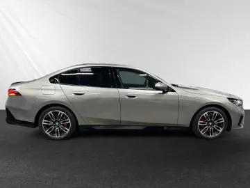 BMW 520i M Sport Pro Standhzg. Head-Up H K PA