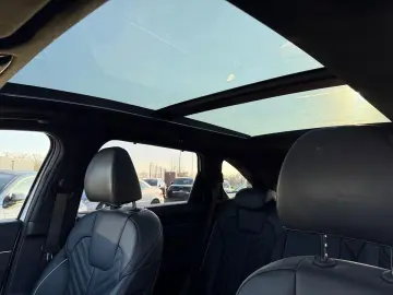 KIA Sorento PE 1.6T HEV AWD Platinum Glasdach 7-Sitz