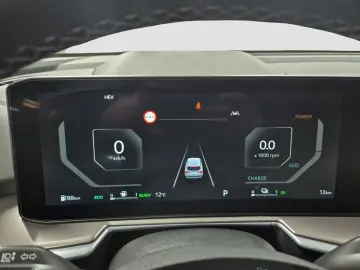 KIA Sorento Platinum 1.6 T-GDI Plug-in Hybrid AWD