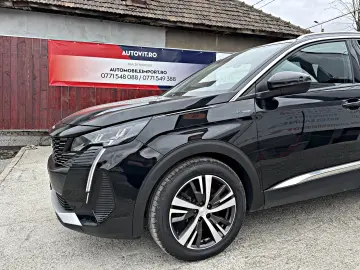 PEUGEOT 3008 Plug-in Hybrid Allure Pack