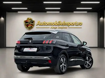 PEUGEOT 3008 Plug-in Hybrid Allure Pack