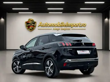 PEUGEOT 3008 Plug-in Hybrid Allure Pack