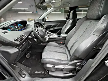 PEUGEOT 3008 Plug-in Hybrid Allure Pack
