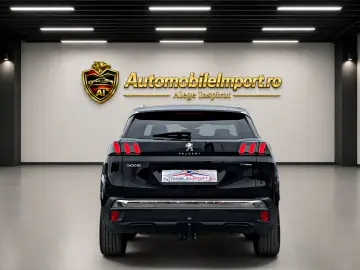 PEUGEOT 3008 Plug-in Hybrid Allure Pack
