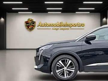 PEUGEOT 3008 Plug-in Hybrid Allure Pack