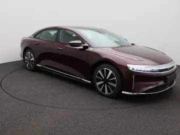 LUCID Air Pure AWD