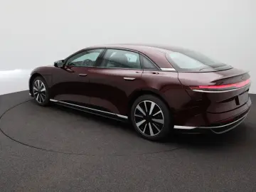 LUCID Air Pure AWD