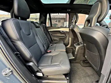 Volvo XC90 T8 408CP Plug In Hybrid R Design