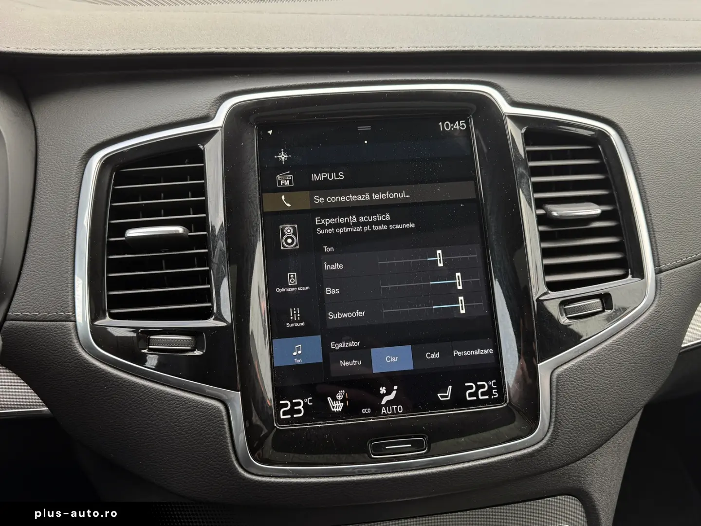 Volvo XC90 T8 408CP Plug In Hybrid R Design