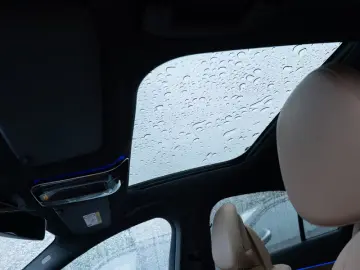 Mercedes-Benz E 200 4M AMG-Sport Super Pano Night