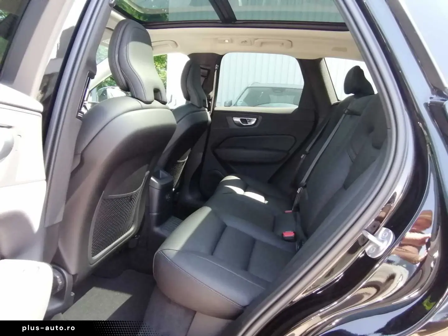 VOLVO XC60 T6 AWD Twin Engine Core