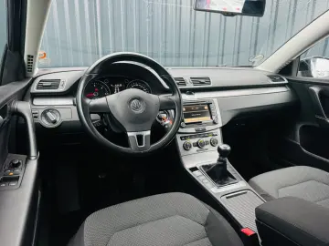 VOLKSWAGEN PASSAT B7   FAB 12.2011   2.0 DIESEL 140CP