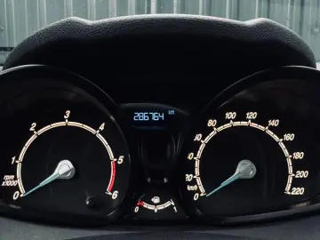 FORD FIESTA   1.6 DIESEL 95CP   FAB 08.2013   EURO 5