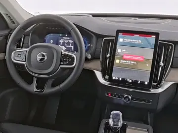 VOLVO XC90 FACELIFT Plus Bright Plug-In Hybrid