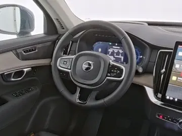 VOLVO XC90 FACELIFT Plus Bright Plug-In Hybrid