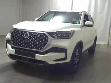 SSANGYONG REXTON Cristal AWD 7-Sitzer Navi LED