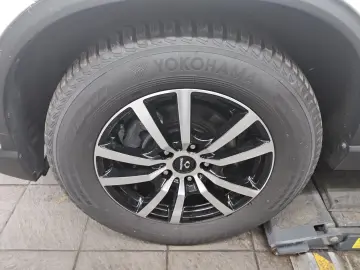 SSANGYONG REXTON Cristal AWD 7-Sitzer Navi LED