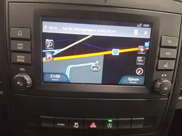 MERCEDES-BENZ Vito CDI Tourer Pro Extralang 8-Sitze